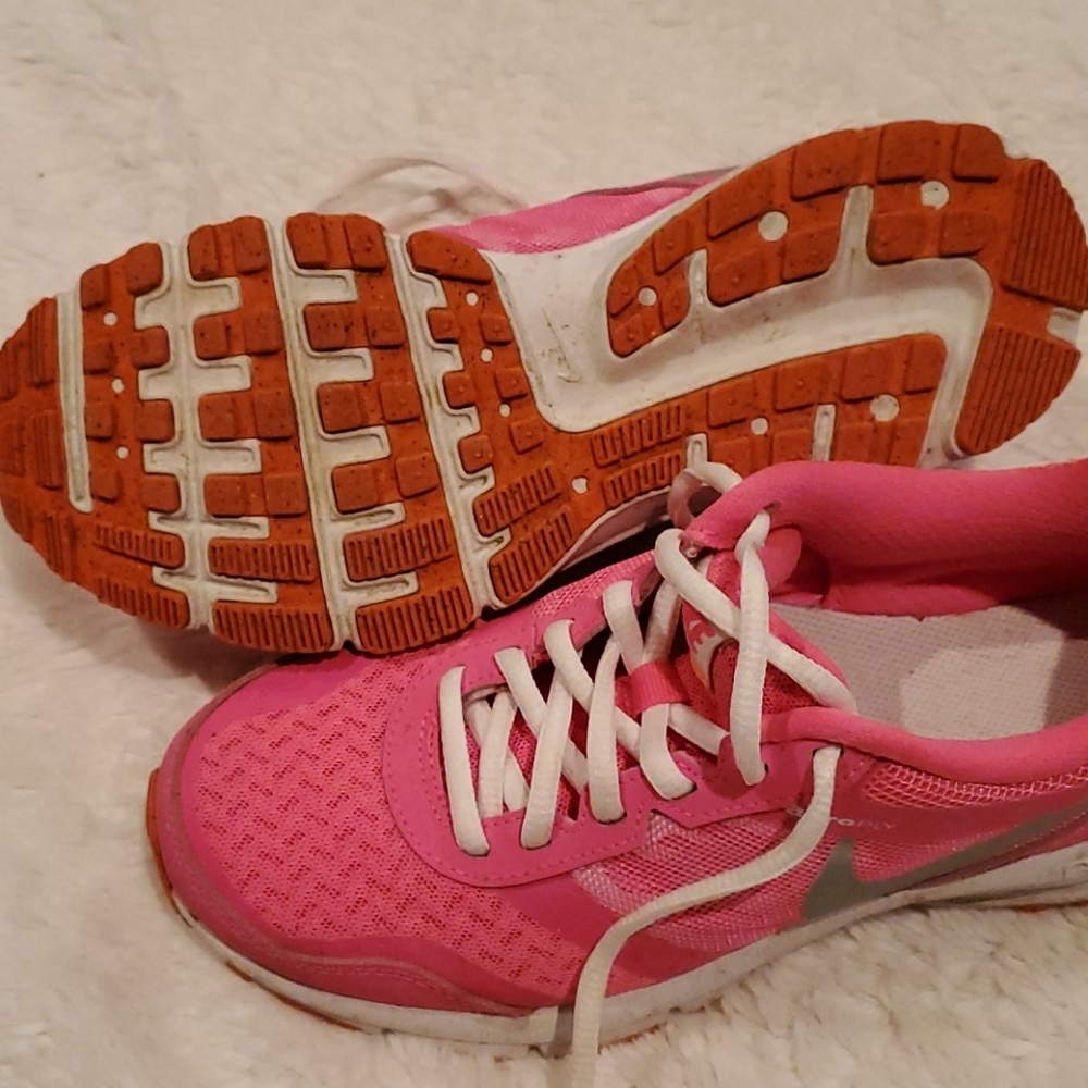 Shoes - Picture 2 of 3